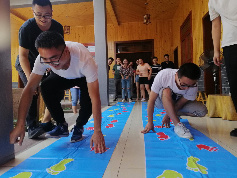 �����l(f��)չ��˾�����w�������������ġ������l(f��)չ��˾�_չ����Ȥζ���